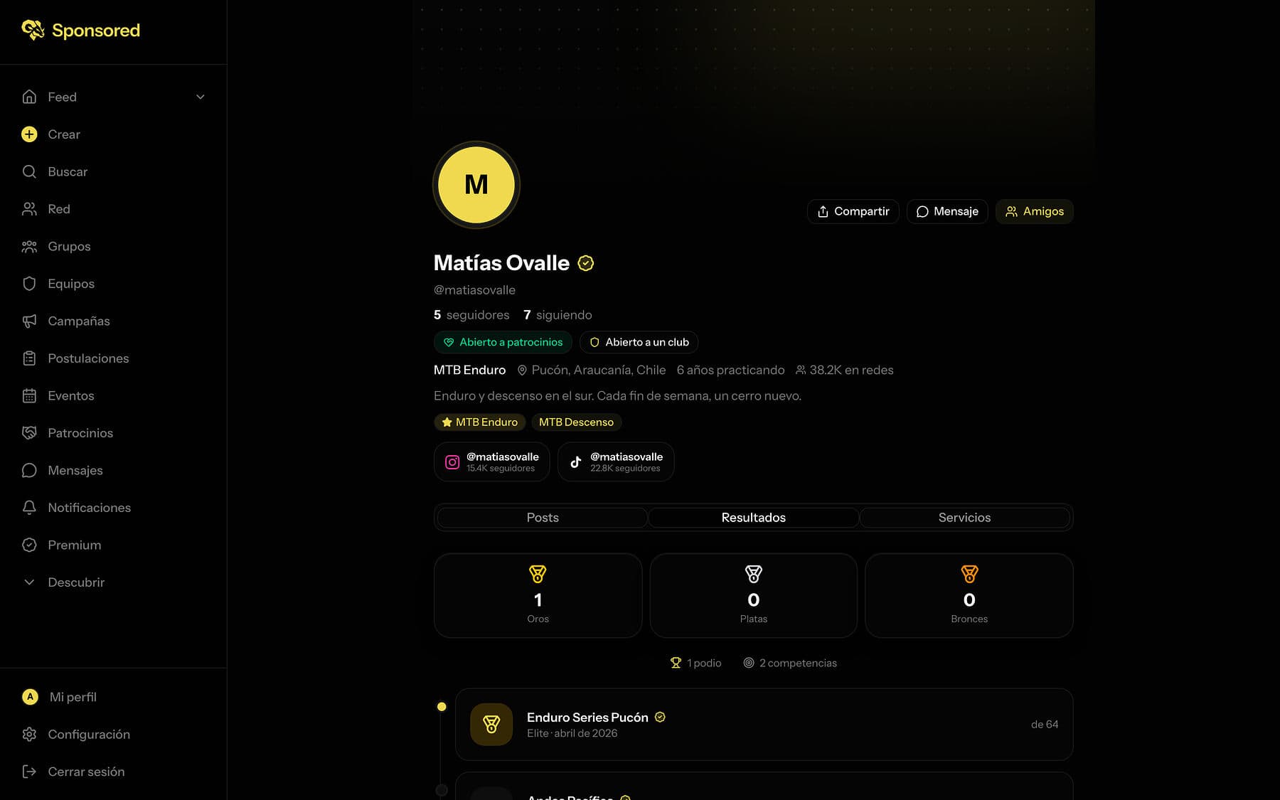 Perfil de un atleta en Sponsored: verificación, deporte, ubicación, años practicando, alcance de sus redes y palmarés